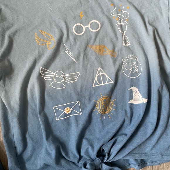 Harry Potter Crop Top - Picture 2 of 4